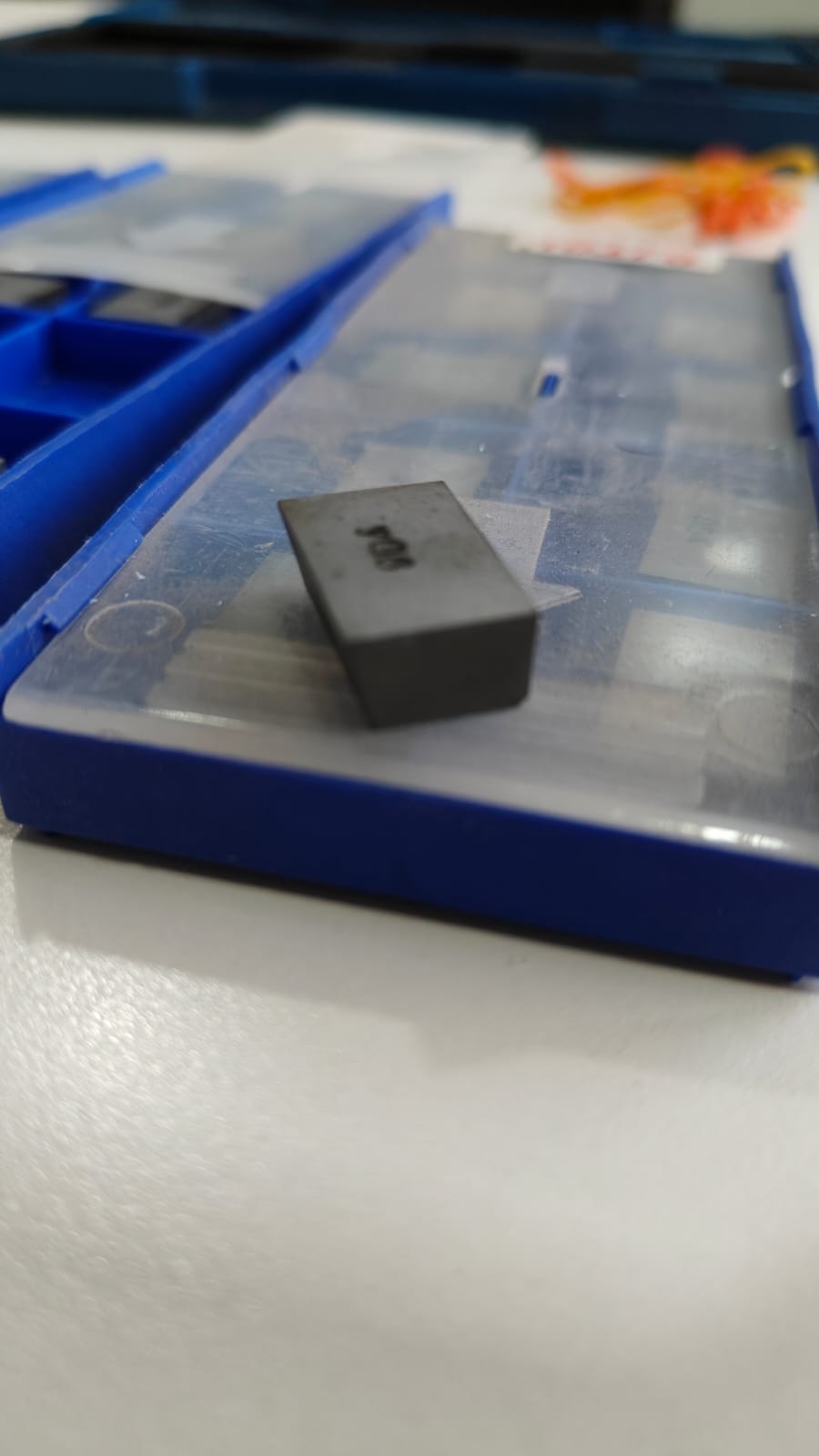 Carbide tips by kg